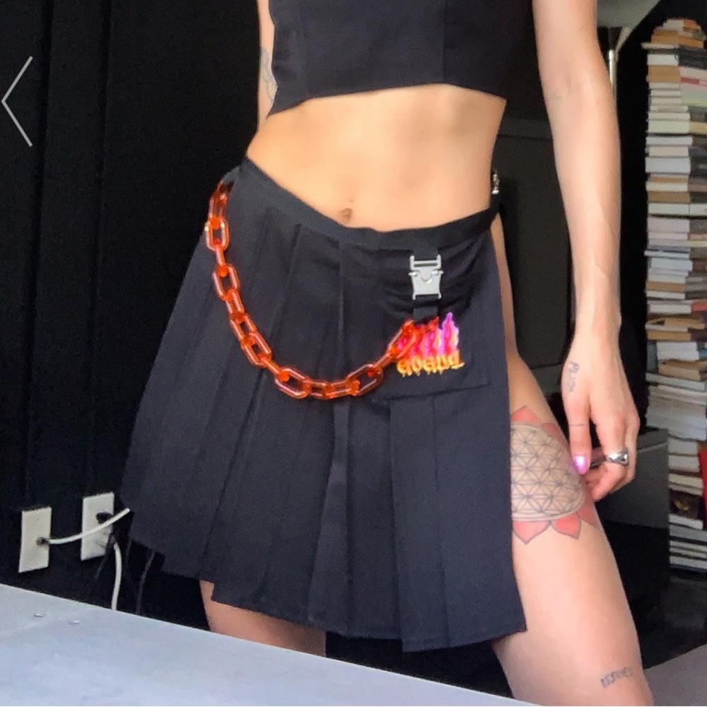 CHAIN REACTION MINI SKIRT